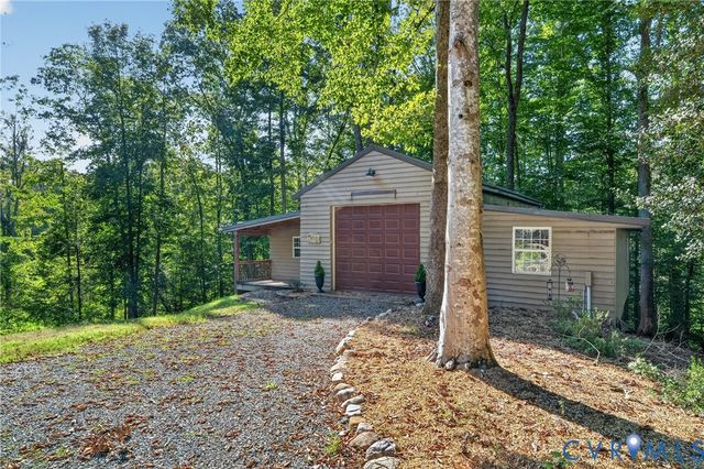 4105 Old Nottingham Rd, Quinton, VA 23141