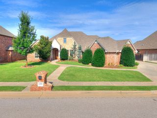 13705 Cascata Strada Street, Oklahoma City, OK 73170
