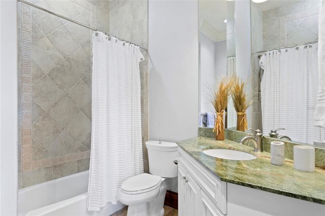 25 W SPANISH MAIN STREET, Tampa, FL 33609