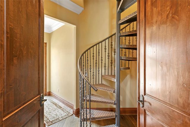 25 W SPANISH MAIN STREET, Tampa, FL 33609