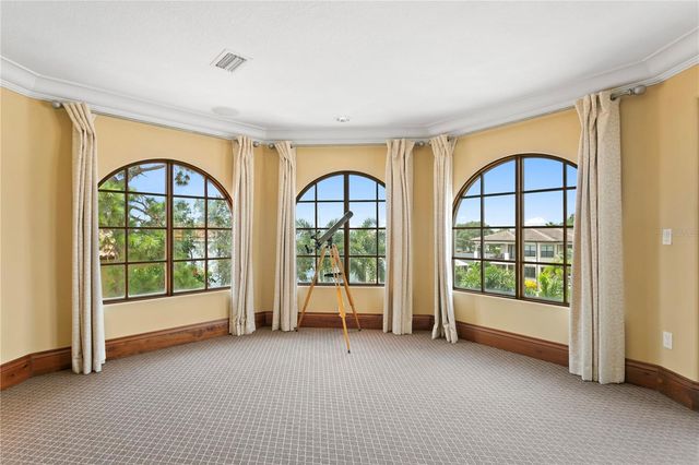 25 W SPANISH MAIN STREET, Tampa, FL 33609