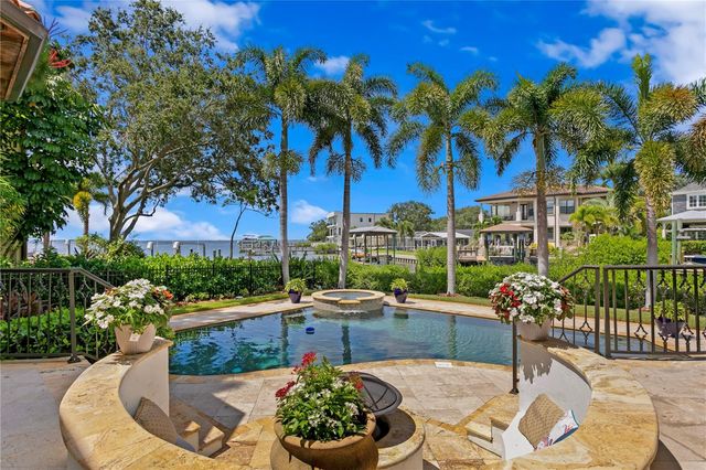 25 W SPANISH MAIN STREET, Tampa, FL 33609