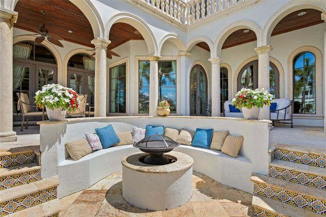 25 W SPANISH MAIN STREET, Tampa, FL 33609