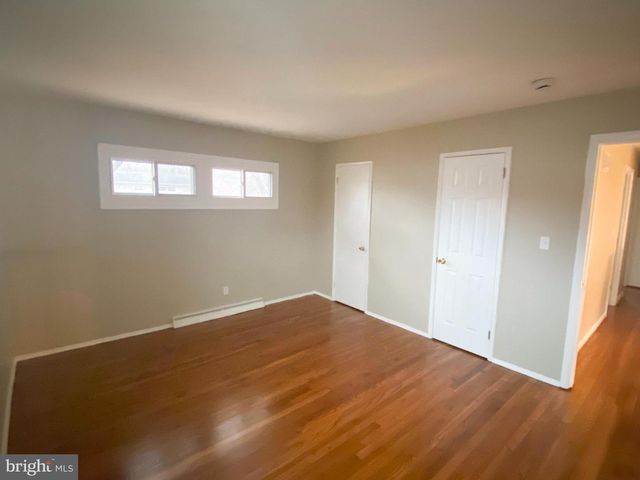 21 MERION RD, Newark, DE 19713