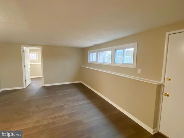 21 MERION RD, Newark, DE 19713