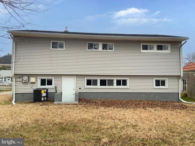 21 MERION RD, Newark, DE 19713