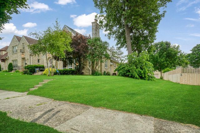 3436 S 38th STREET, Milwaukee, WI 53215