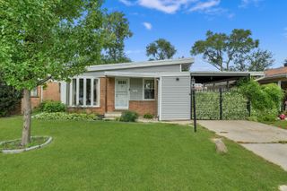 8430 S Keating Avenue, Chicago, IL 60652