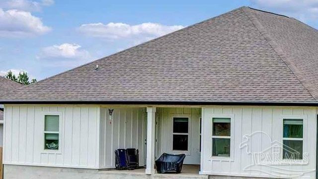3962 Whitetail Ln, Pensacola, FL 32526