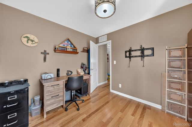 15675 Mulberry Street, Southgate, MI 48195