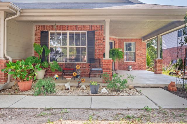 12701 Waynespur LN, Elgin, TX 78621