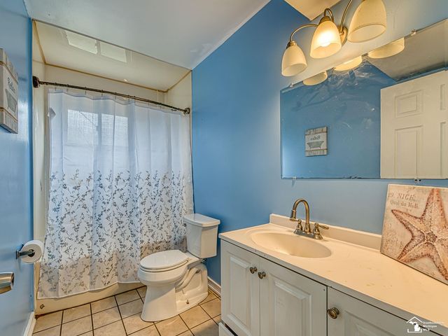 6625 Birch Street, Taylor, MI 48180