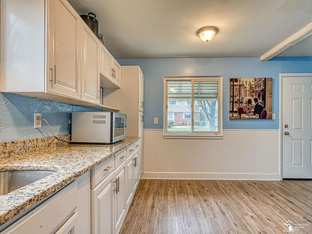 6625 Birch Street, Taylor, MI 48180