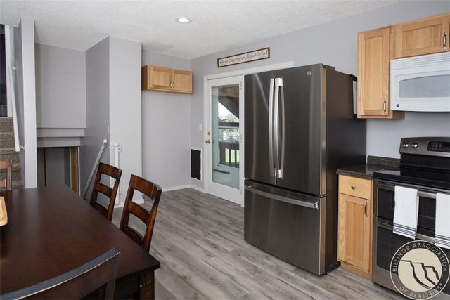 2012 Phoebe Dr, Billings, MT 59105