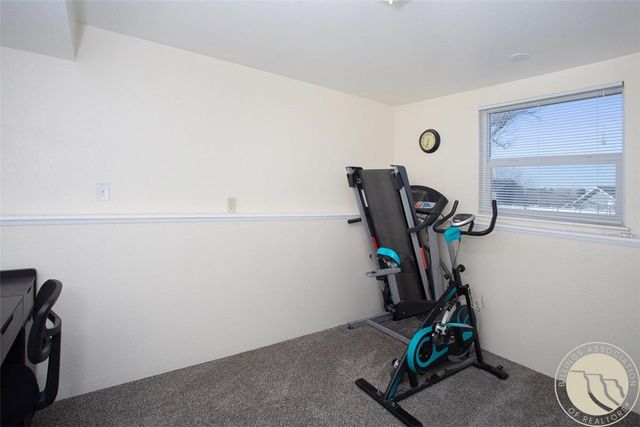 2012 Phoebe Dr, Billings, MT 59105