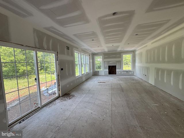 630 ALLENTOWN RD, Sellersville, PA 18960