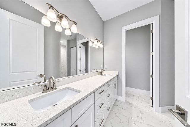 426 Mercedes CT, Lehigh Acres, FL 33972
