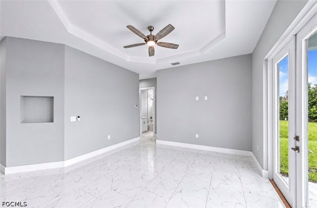 426 Mercedes CT, Lehigh Acres, FL 33972