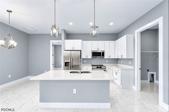 426 Mercedes CT, Lehigh Acres, FL 33972