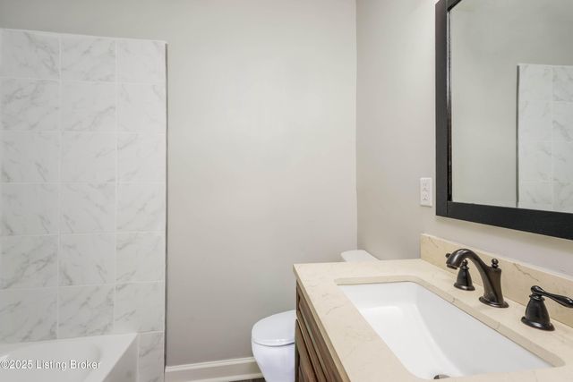 140 Mills Dr, Louisville, KY 40216