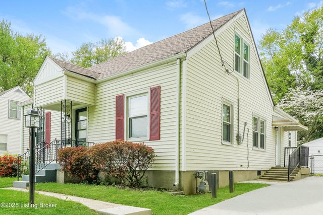 140 Mills Dr, Louisville, KY 40216