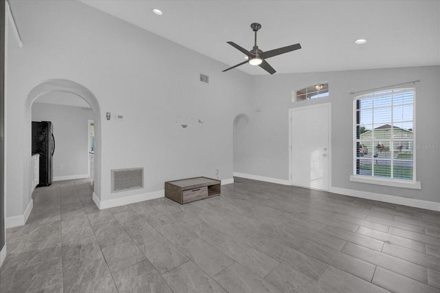 11524 PURPLE LILAC CIRCLE, Orlando, FL 32837