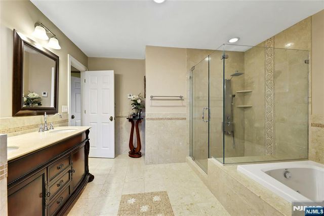 12-65 Burbank Street, Fair Lawn, NJ 07410