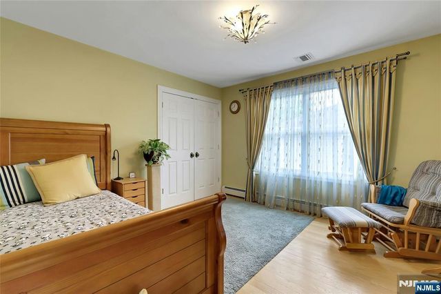12-65 Burbank Street, Fair Lawn, NJ 07410