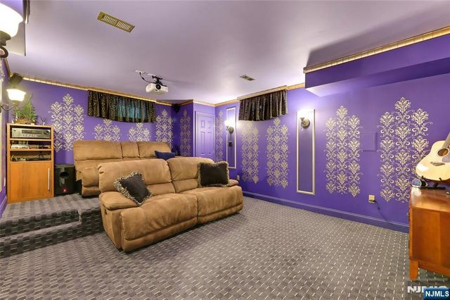 12-65 Burbank Street, Fair Lawn, NJ 07410