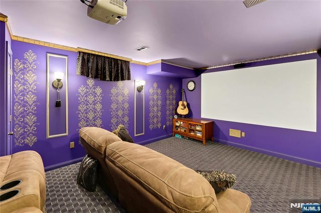 12-65 Burbank Street, Fair Lawn, NJ 07410