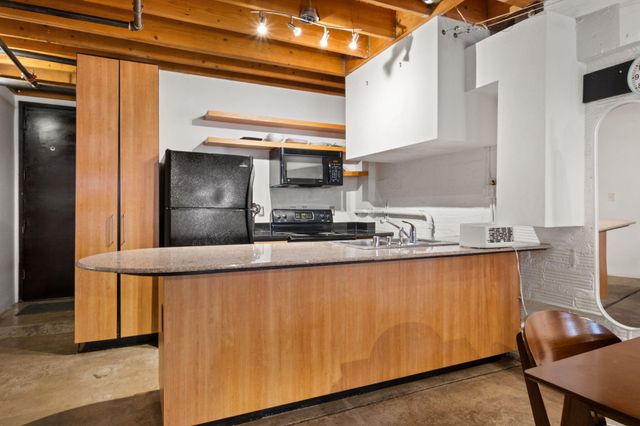 2001 Gold Avenue SE 3, Albuquerque, NM 87106