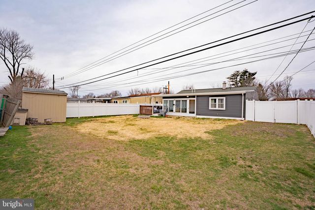 1306 SPENCER DR, Croydon, PA 19021