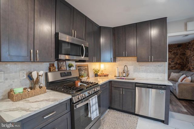 1306 SPENCER DR, Croydon, PA 19021