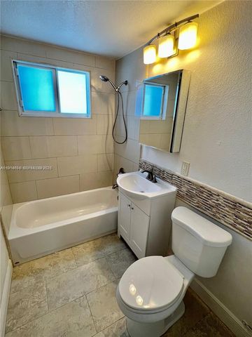 2700 NE 135th Street 45, North Miami, FL 33181