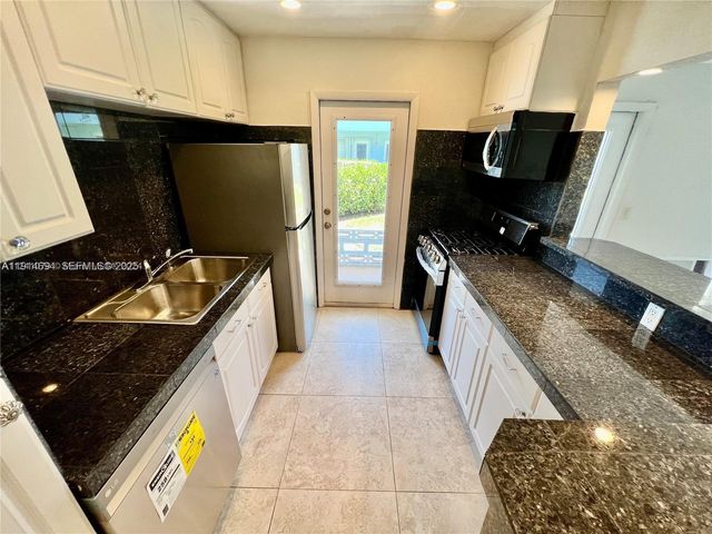 2700 NE 135th Street 45, North Miami, FL 33181