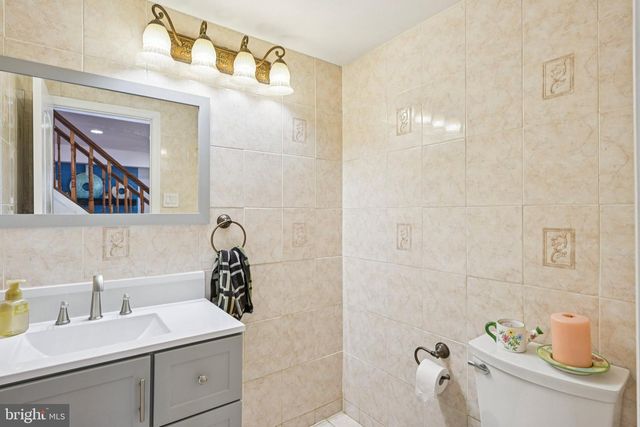 1603 WOLFE LN, Downingtown, PA 19335