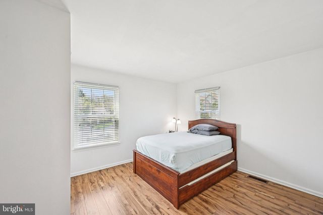 1603 WOLFE LN, Downingtown, PA 19335