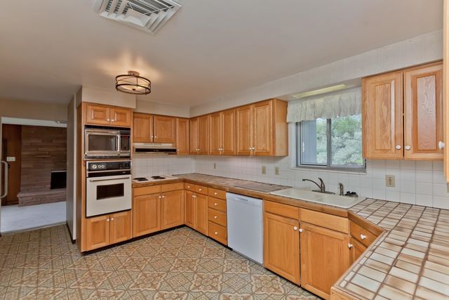 694 Sperber Lane, Grand Junction, CO 81506