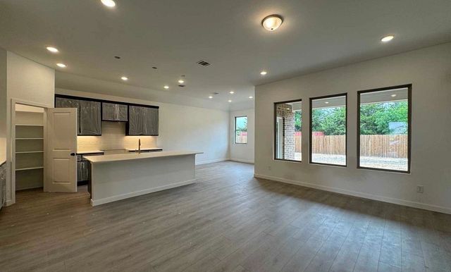 2413 Daisy Lane, Melissa, TX 75454