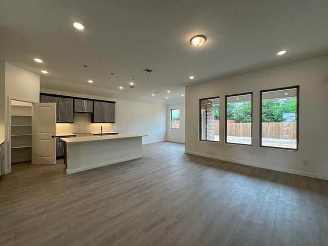 2413 Daisy Lane, Melissa, TX 75454