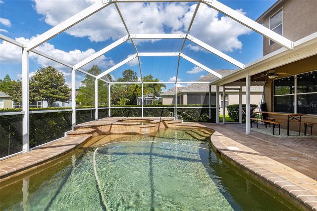 9524 GREENPOINTE DRIVE, Tampa, FL 33626
