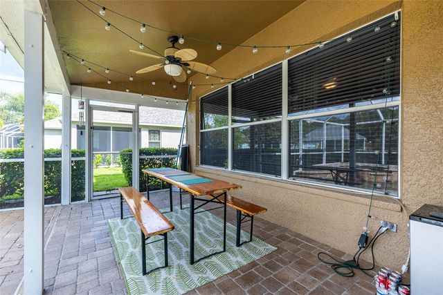 9524 GREENPOINTE DRIVE, Tampa, FL 33626