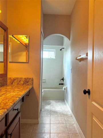 9524 GREENPOINTE DRIVE, Tampa, FL 33626