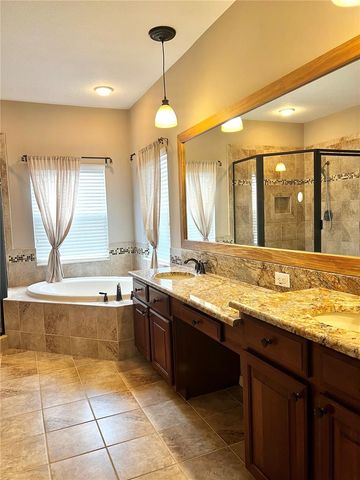 9524 GREENPOINTE DRIVE, Tampa, FL 33626