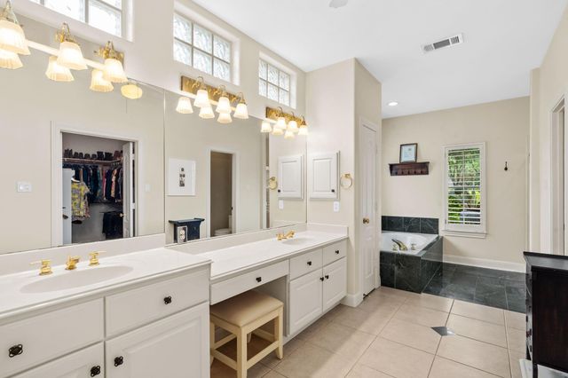 39 Rippling Creek Drive, Sugar Land, TX 77479