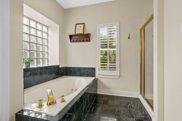 39 Rippling Creek Drive, Sugar Land, TX 77479