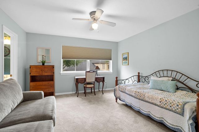 39 Rippling Creek Drive, Sugar Land, TX 77479