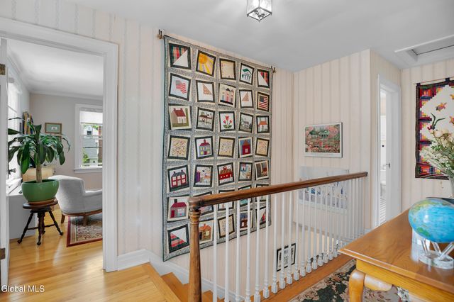 723 Sanders Avenue, Glenville, NY 12302
