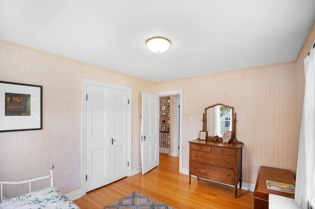 723 Sanders Avenue, Glenville, NY 12302
