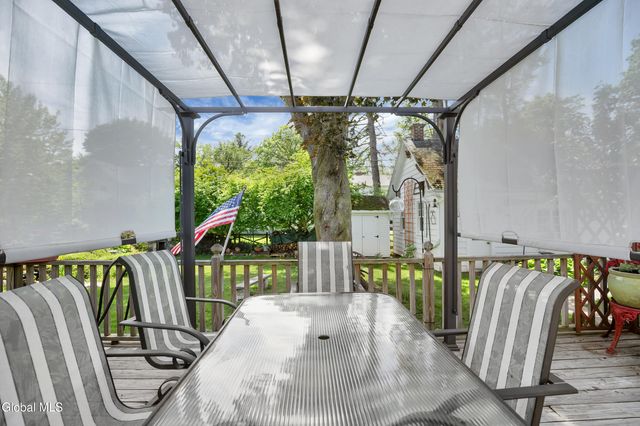 723 Sanders Avenue, Glenville, NY 12302